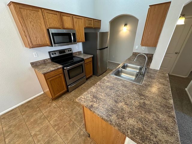 838 E Mountain View Road, San Tan Valley, AZ 85143