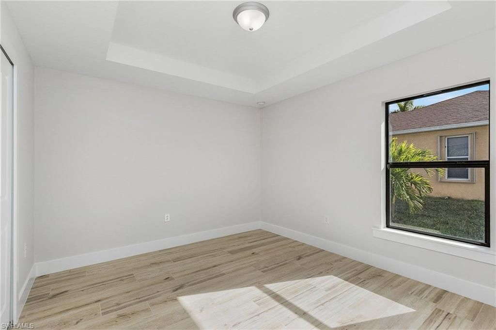 Image 20 of property listing at 346 SW 28th PL, Cape Coral, FL 33991