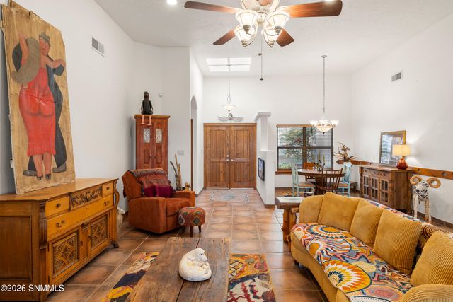 1898 El Segundo Trail, Las Cruces, NM 88011