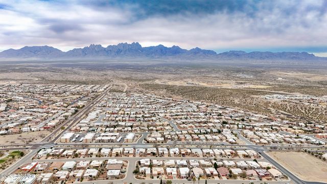 1898 El Segundo Trail, Las Cruces, NM 88011
