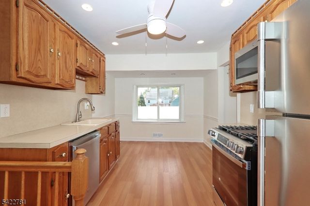 2260 Sunrise Ct, Scotch Plains Twp., NJ 07076