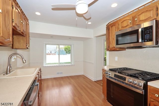 2260 Sunrise Ct, Scotch Plains Twp., NJ 07076