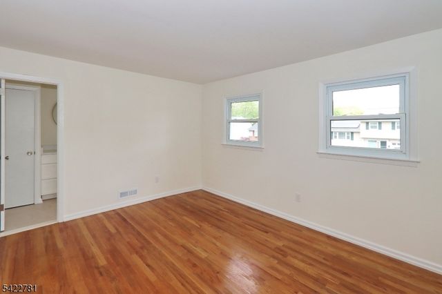 2260 Sunrise Ct, Scotch Plains Twp., NJ 07076
