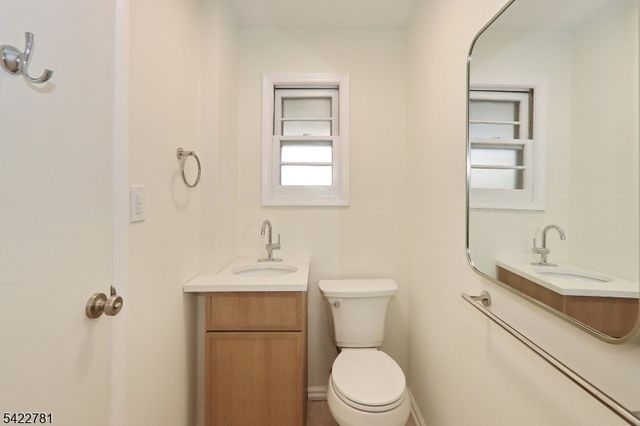2260 Sunrise Ct, Scotch Plains Twp., NJ 07076