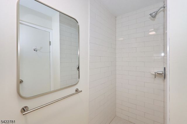 2260 Sunrise Ct, Scotch Plains Twp., NJ 07076