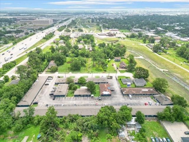 5117 Lavender 5195, Houston, TX 77026