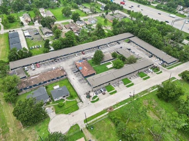 5117 Lavender 5195, Houston, TX 77026