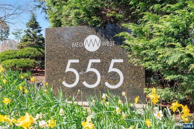 555 North 19W, Fort Lee, NJ 07024