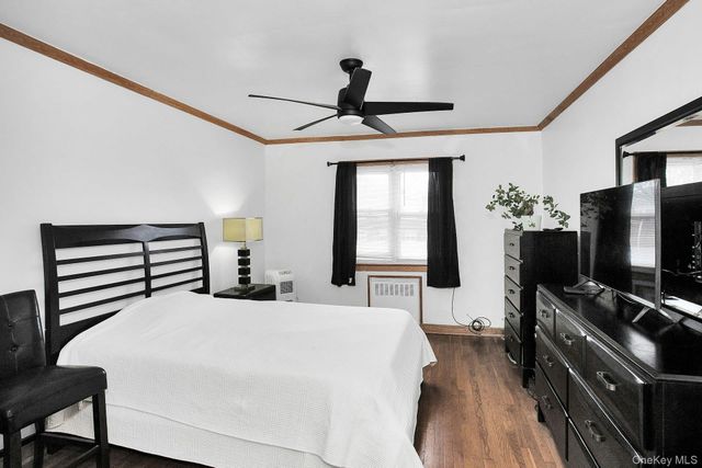 198-28 Pompeii Avenue 1A, Holliswood, NY 11423