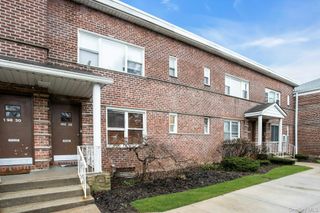 198-28 Pompeii Avenue 1A, Holliswood, NY 11423