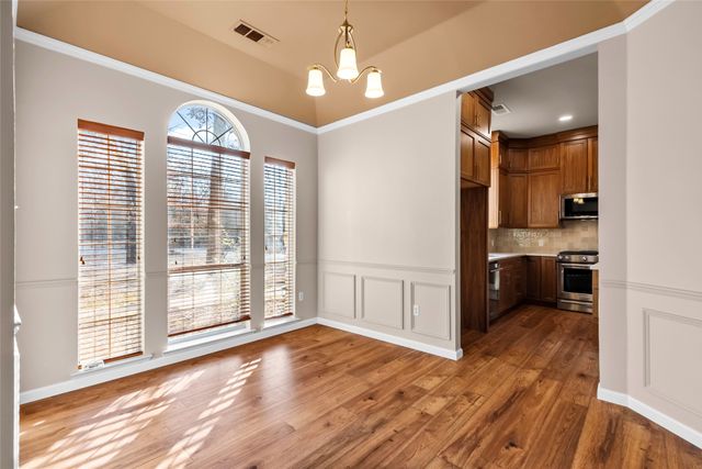 1040 County Road 3314, Greenville, TX 75402