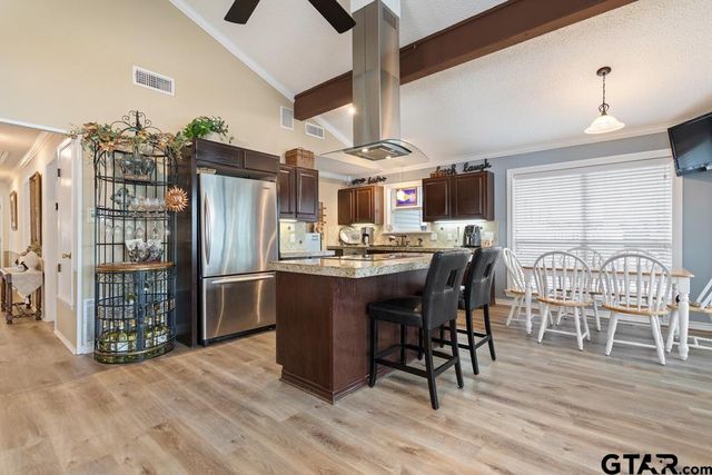 1323 Hideaway Lane West, Hideaway, TX 75771