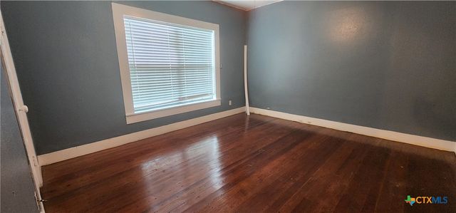 267 Illinois Street, Bloomington, TX 77951