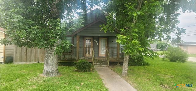267 Illinois Street, Bloomington, TX 77951