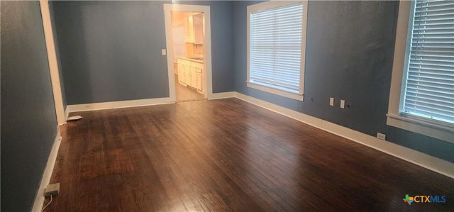 267 Illinois Street, Bloomington, TX 77951
