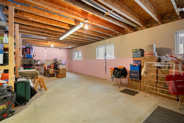 42979 County Road 665, Paw Paw, MI 49079