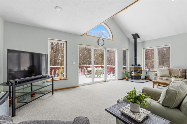 42979 County Road 665, Paw Paw, MI 49079