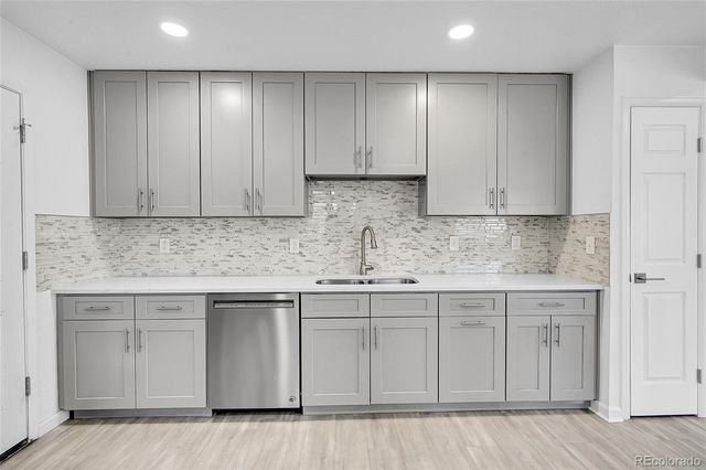 4645 S Akron Street, Greenwood Village, CO 80111