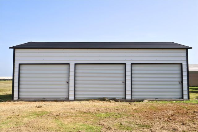 409 Oak Hollow Lane, Sherman, TX 75092