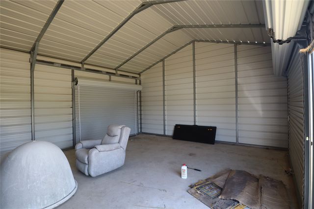 409 Oak Hollow Lane, Sherman, TX 75092
