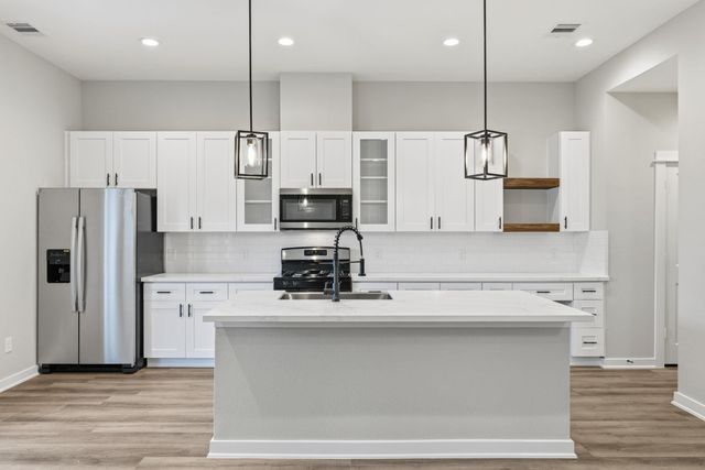 413 Stonework Landing Lane, Houston, TX 77076