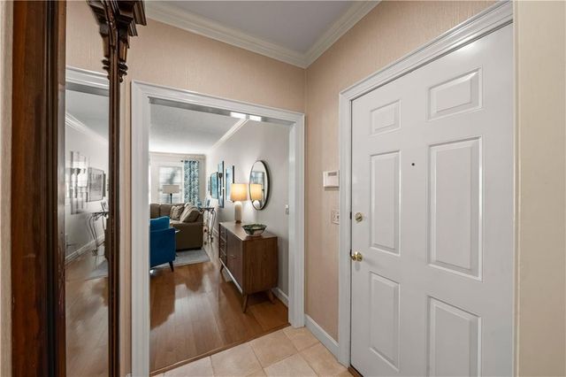 3936 Shawnee Mission Parkway, Fairway, KS 66205