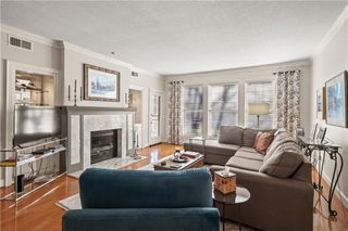 3936 Shawnee Mission Parkway, Fairway, KS 66205