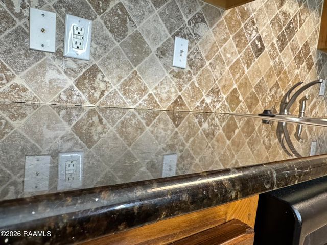 112 Hillside Drive 10, Lafayette, LA 70503
