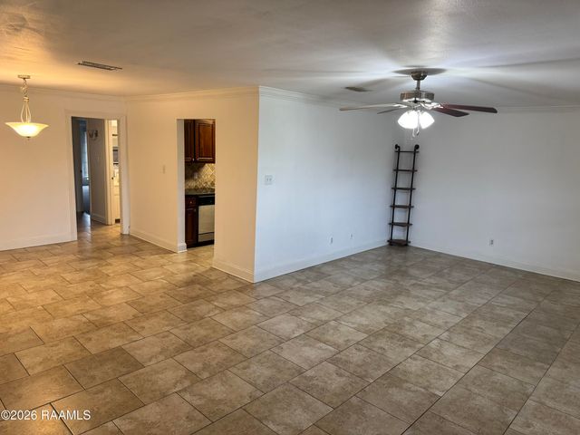 112 Hillside Drive 10, Lafayette, LA 70503