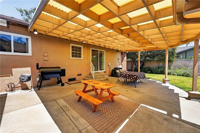 11072 Jerry Lane, Garden Grove, CA 92840