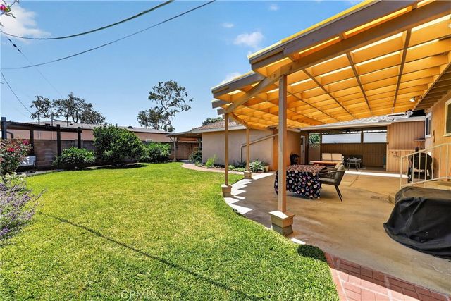 11072 Jerry Lane, Garden Grove, CA 92840