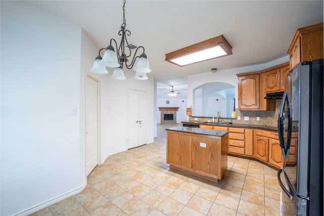 7817 LAUGHING WATERS Trail, Mckinney, TX 75070