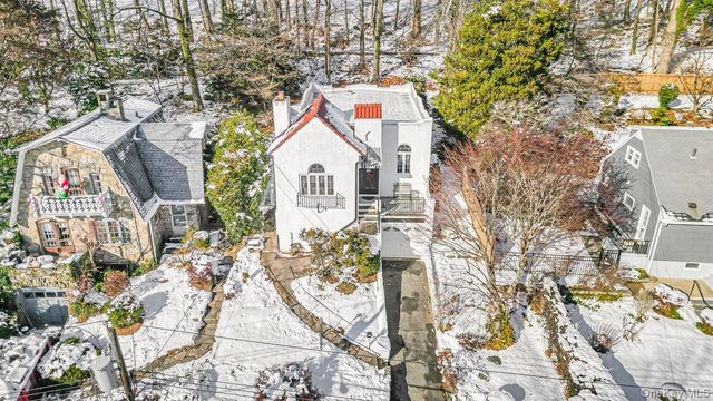 116 Homewood Avenue, Yonkers, NY 10701