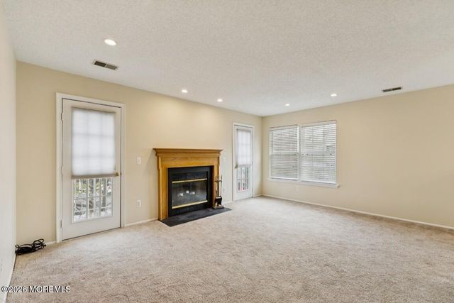 94 Des Moines Court, Tinton Falls, NJ 07712