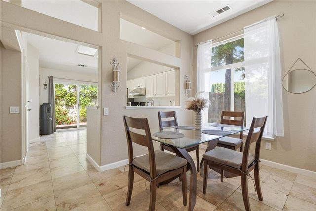 3382 Amberfield Cir, Stockton, CA 95219