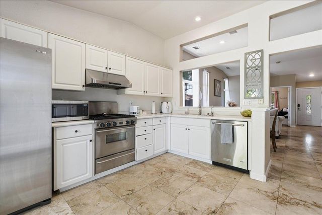 3382 Amberfield Cir, Stockton, CA 95219