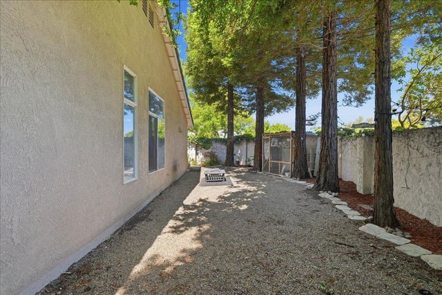 3382 Amberfield Cir, Stockton, CA 95219