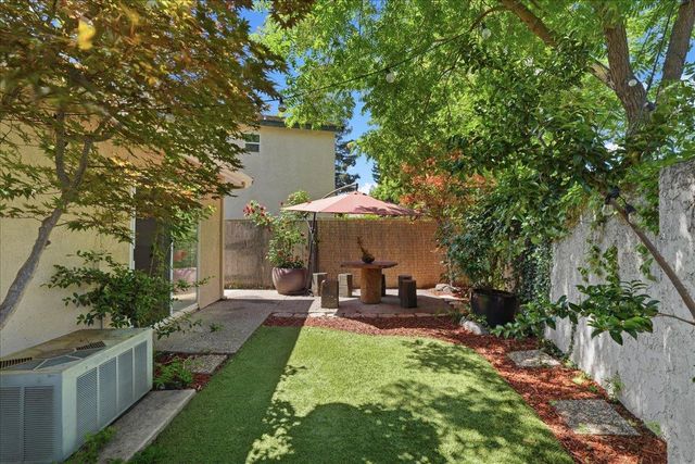 3382 Amberfield Cir, Stockton, CA 95219