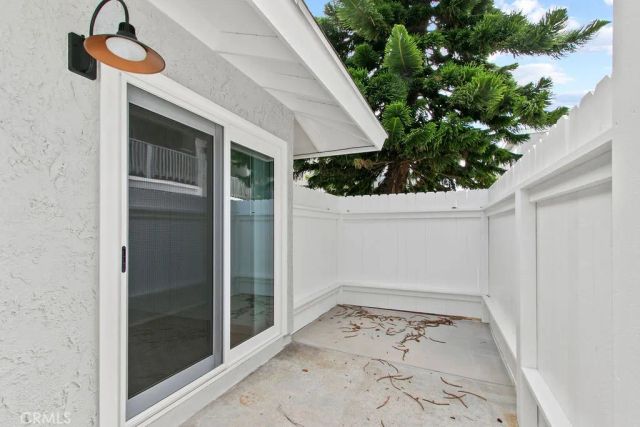1703 Delaware Street 2, Huntington Beach, CA 92648