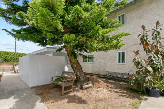 1703 Delaware Street 2, Huntington Beach, CA 92648