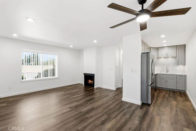 1703 Delaware Street 2, Huntington Beach, CA 92648