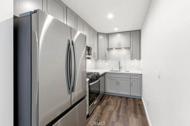 1703 Delaware Street 2, Huntington Beach, CA 92648