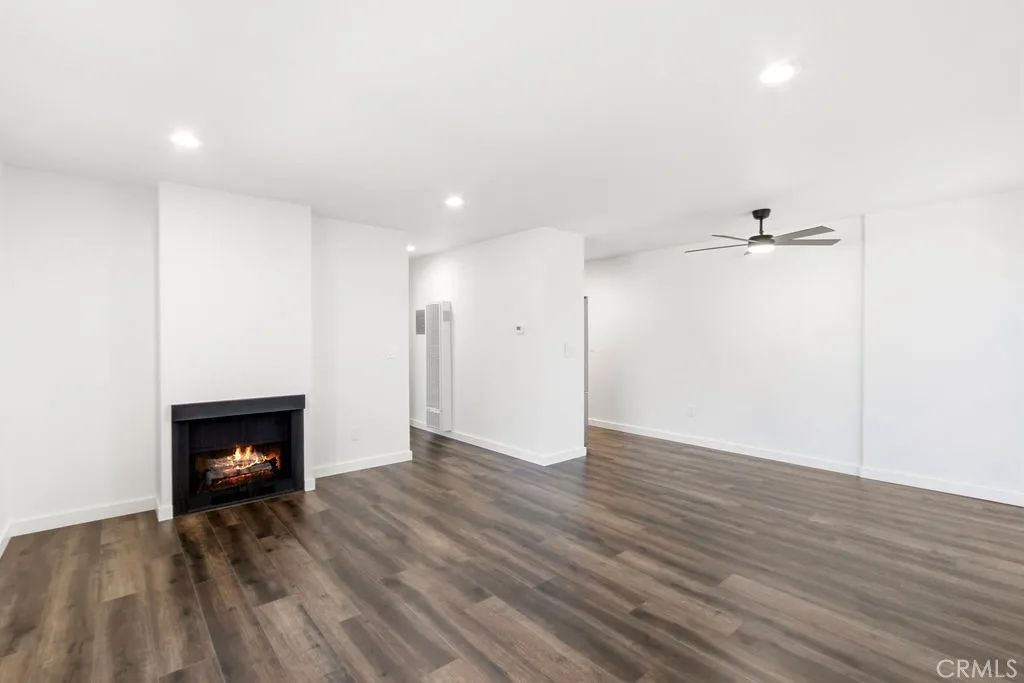 1703 Delaware Street 2, Huntington Beach, CA 92648