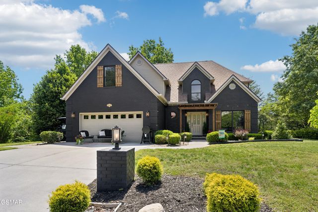 704 Blue Dun Court, Pigeon Forge, TN 37863