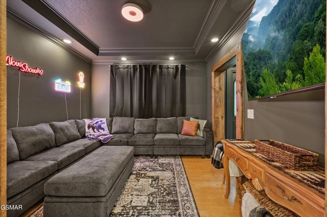 704 Blue Dun Court, Pigeon Forge, TN 37863