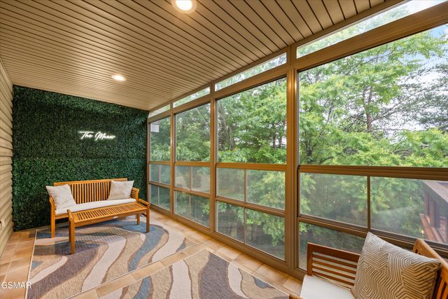 704 Blue Dun Court, Pigeon Forge, TN 37863