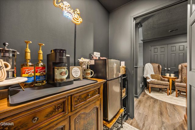 704 Blue Dun Court, Pigeon Forge, TN 37863