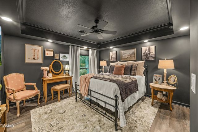 704 Blue Dun Court, Pigeon Forge, TN 37863