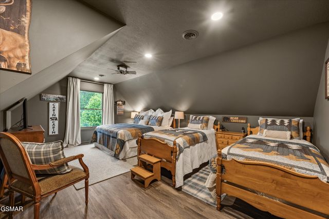 704 Blue Dun Court, Pigeon Forge, TN 37863