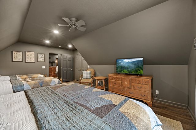 704 Blue Dun Court, Pigeon Forge, TN 37863